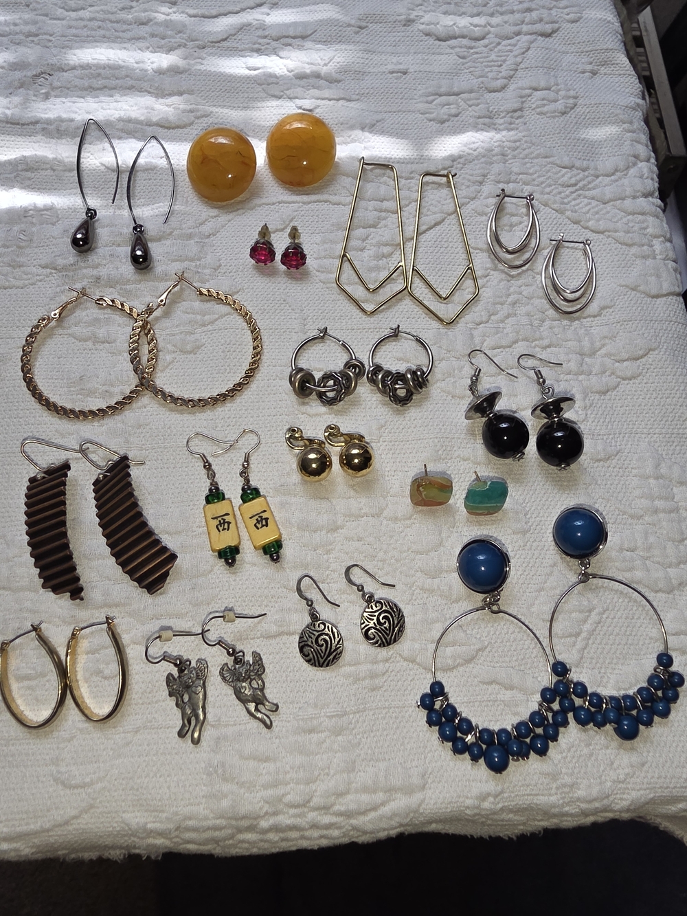 16 Pairs of Fun Earrings